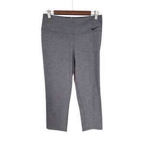 Nike‎ Dri-FIT Capri Leggings Womens Large Gray Heather Athleisure Yoga Pilates